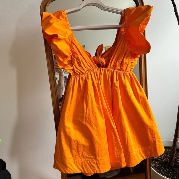 NWOT For Love and Lemons Clementine Dress Orange medium Flutter Sleeve Backless - Picture 5 of 6